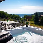 Wellness - Vodní Nádrž Slapy - 40km Od Prahy *