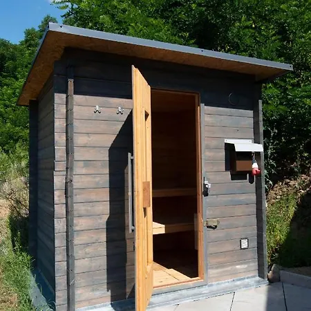 Wellness - Vodni Nadrz Slapy - 40km Od Prahy