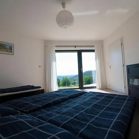 Holiday home Wellness - Vodni Nadrz Slapy - 40km Od Prahy Necin